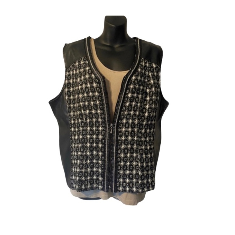 Modes Crystal Fashion plaid and pleather vest